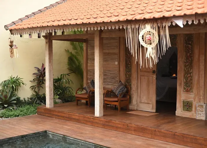Lotus Joglo Canggu (Bali)